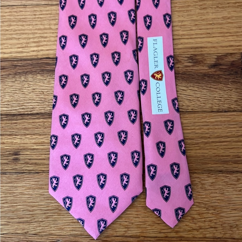 Vineyard Vines Pink Flagler College St Augustine Mens sm